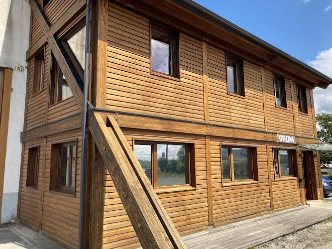 Fotografia tomada fuera de Maderas Diaz Calvo SL - Establecimiento de venta de madera en Lugo, Lugo