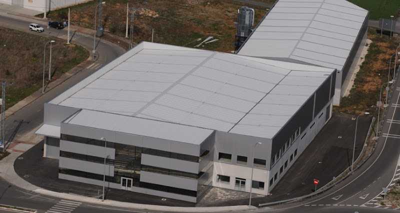 Fotografia tomada fuera de Goyanes Somoza SL - Fábrica de muebles en Larin, Lugo