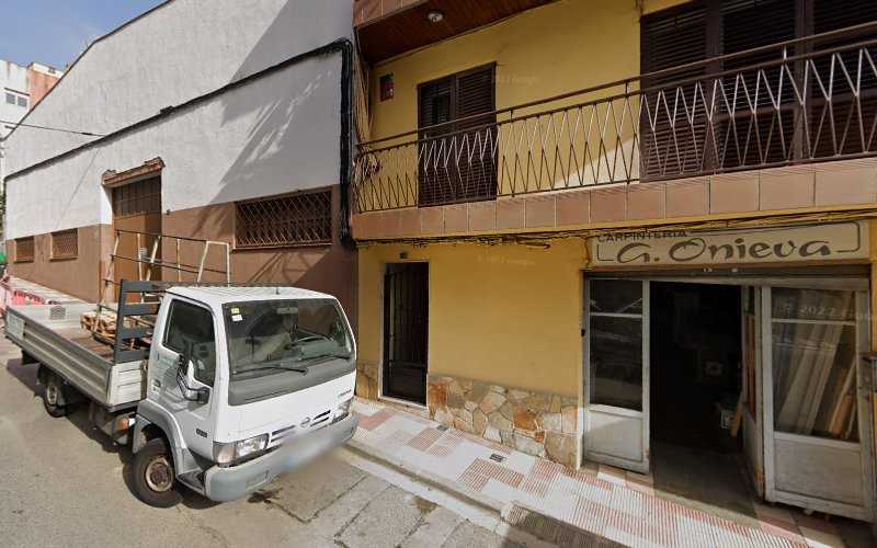 Fotografia tomada fuera de CARPINTERIA La. Onieva - Carpintero en Blanes, Girona