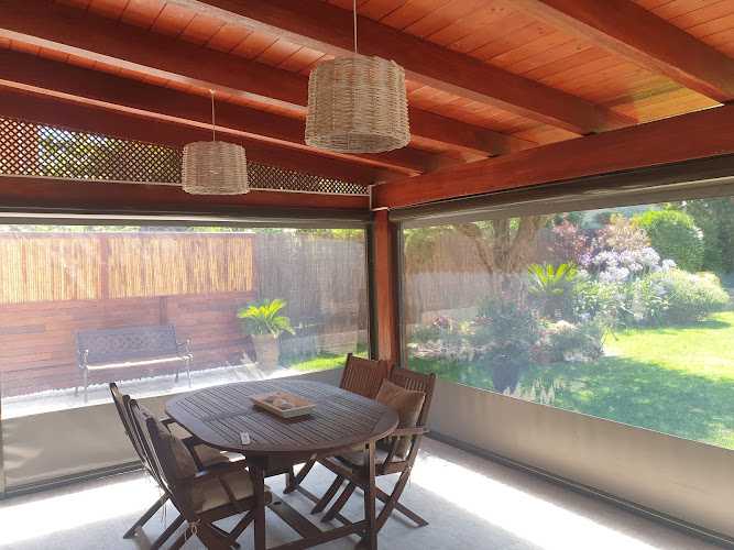 Fotografia tomada fuera de Montajes Inokho - Metal·listeria en Blanes, Girona