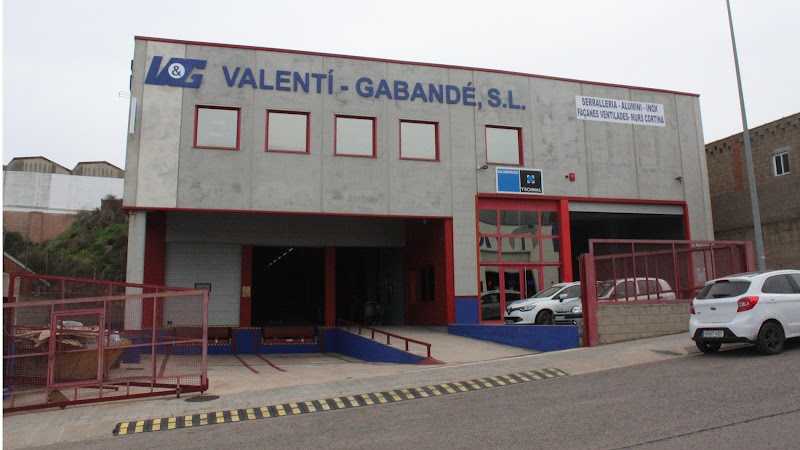 Fotografia tomada fuera de valentí gabandé - Lavorazione metalli en Blanes, Girona