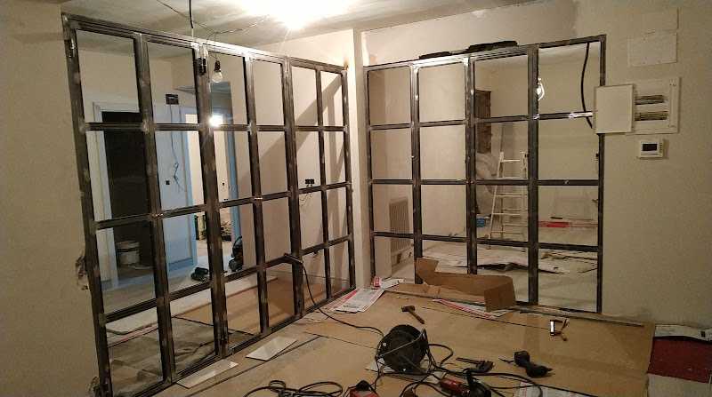 Fotografia tomada fuera de Carpintería Metálica Angel Eiras - Carpintería metálica y de aluminio en Bilbao, Vizcaya