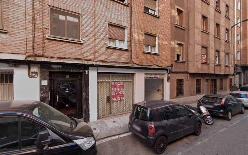 Fotografia tomada fuera de Carpintería Ebanistería Juan - Tienda de armarios en Bilbao, Vizcaya