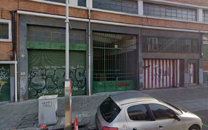Fotografia tomada fuera de Carpintería Ángel Aguado - Carpintería metálica y de aluminio en Bilbao, Vizcaya