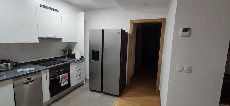 Fotografia tomada fuera de carpintería Armademakosu - Carpintería en Bilbao, Vizcaya