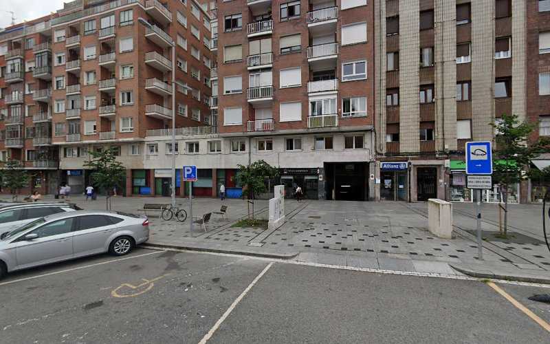 Fotografia tomada fuera de Aluminios Cober S.L. - Carpintería metálica y de aluminio en Bilbao, Vizcaya