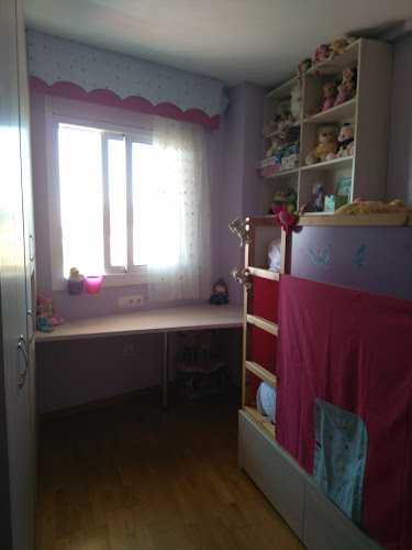 Fotografia tomada fuera de Cau Mòdul - Carpintería en Esplugues de Llobregat, Barcelona