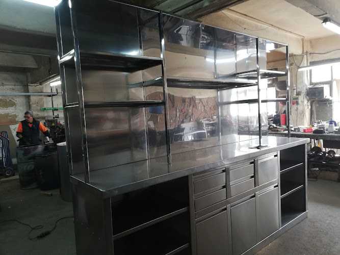 Fotografia tomada fuera de METALISTERIA ROMAR S.L. - Carpintería en Bilbao, Vizcaya