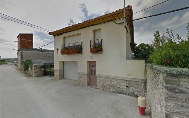 Fotografia tomada fuera de Todo En Carpintería De Madera - Tienda de armarios en Abárzuza, Navarra