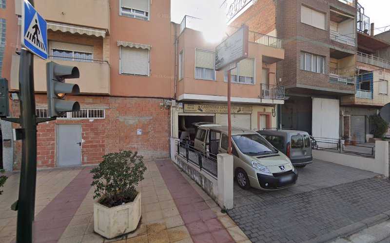 Fotografia tomada fuera de Carpinteria Ebanisteria Clemente Flores, S. L. L. - Tienda de muebles en Murcia, Murcia