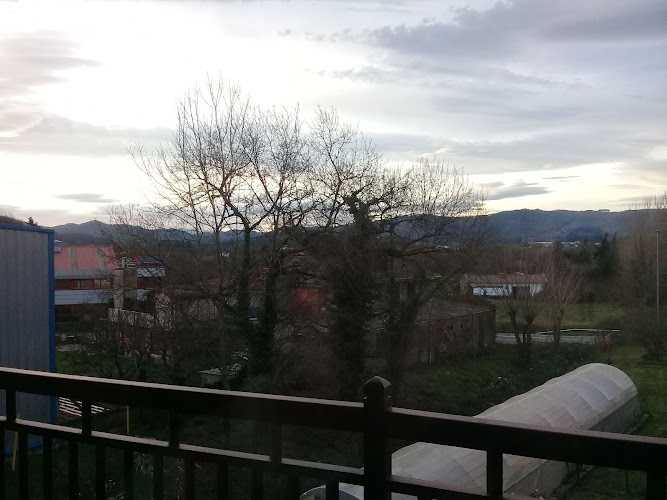 Fotografia tomada fuera de Carpintería Mintxegi, S.L. - Tienda de armarios en Mungia, Vizcaya