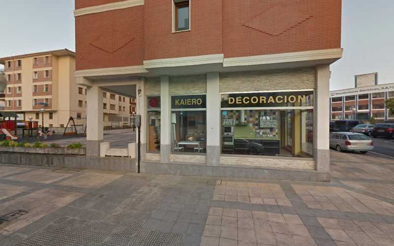 Fotografia tomada fuera de Kaiero - Carpintería en Mungia, Vizcaya