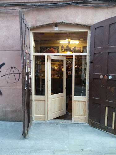 Fotografia tomada fuera de Fusteria Jose Vargas - Fabricant de mobles en Barcelona, Barcelona