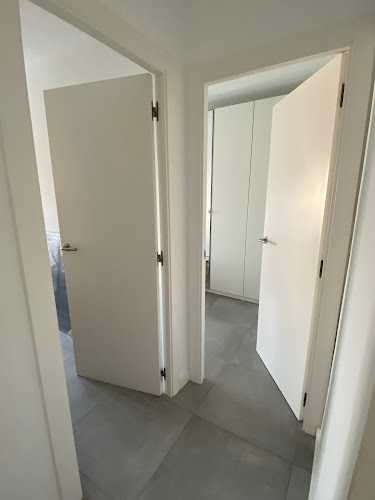 Fotografia tomada fuera de Carpintería Barreros - Carpintería metálica y de aluminio en Barcelona, Barcelona