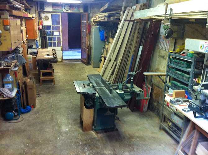 Fotografia tomada fuera de Carpintería Ángel Ramajo Garcia - Fabricant de mobles en Barcelona, Barcelona