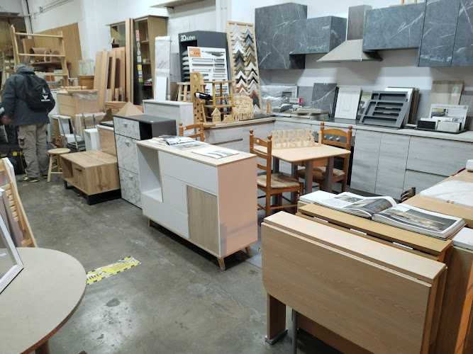 Fotografia tomada fuera de Hiper Fusta 1 - Tienda de bricolaje en Barcelona, Barcelona