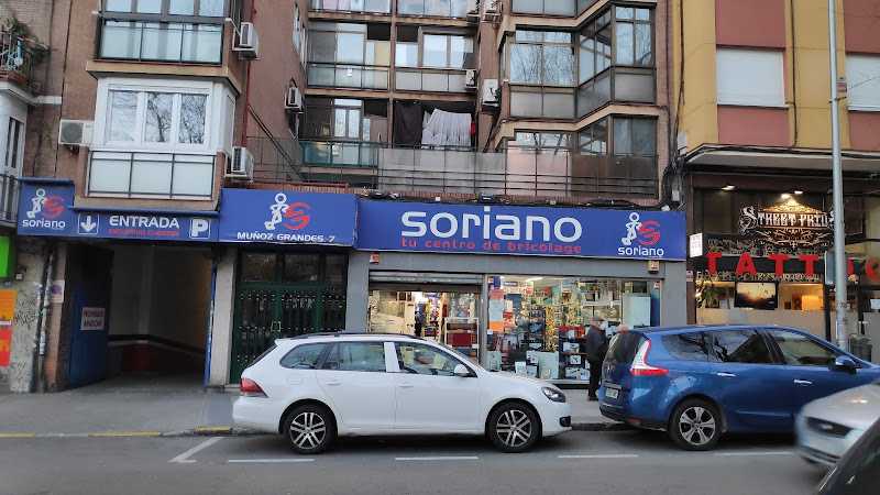 Fotografia tomada fuera de Bricosoriano Carabanchel - Tienda de bricolaje en Madrid, Madrid