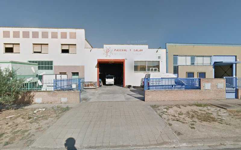 Fotografia tomada fuera de Carpintería Pascual Y Galar - Carpintería metálica y de aluminio en Tafalla, Navarra