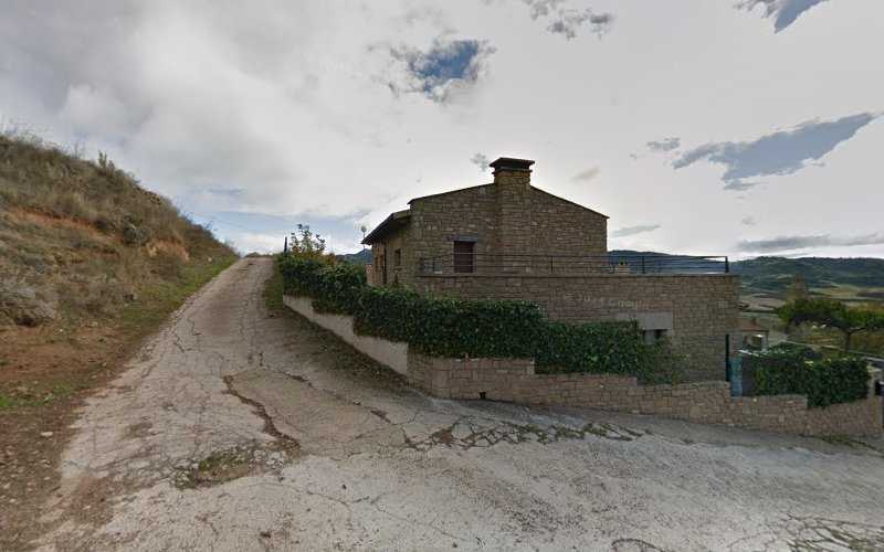 Fotografia tomada fuera de Carpintería Deio - Daniel Gómez Usua - Carpintería en Villamayor de Monjardín, Navarra