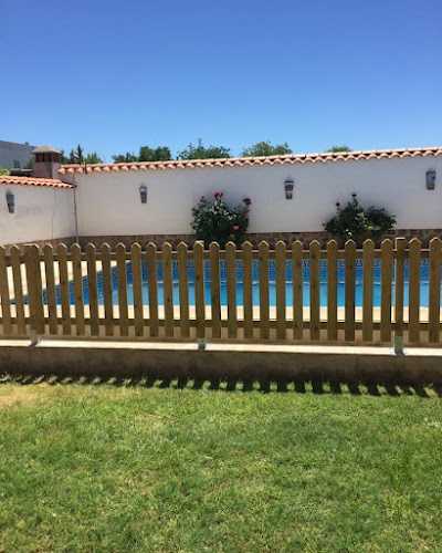 Fotografia tomada fuera de Carpintería Calatrava S L U - Carpintería en Calzada de Calatrava, Ciudad Real