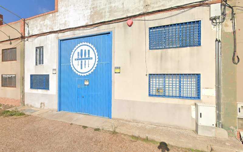 Fotografia tomada fuera de Carpinteria y Ebanisteria Maderistica - Carpintería en Argamasilla de Calatrava, Ciudad Real