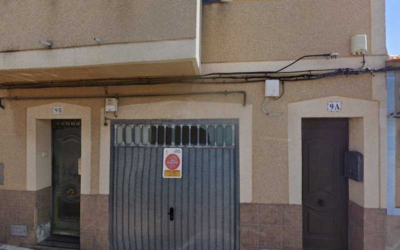 Fotografia tomada fuera de Serafin Flox Ruiz - Carpintero en Puertollano, Ciudad Real