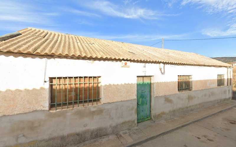 Fotografia tomada fuera de Puerto Armario S.L. - Fábrica de muebles en Puertollano, Ciudad Real