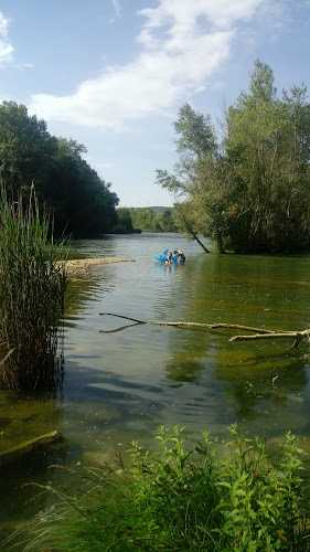 Fotografia tomada fuera de Carpintería Guelbenz - Tienda de armarios en Sangüesa, Navarra