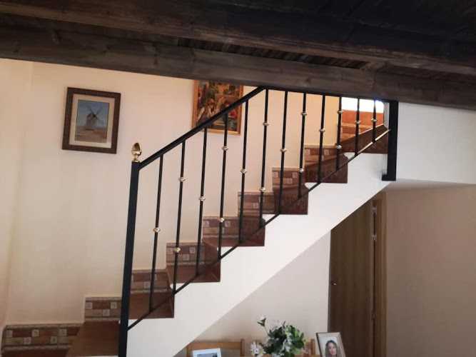 Fotografia tomada fuera de Tomajo Aluminios - Carpintería metálica y de aluminio en Puertollano, Ciudad Real