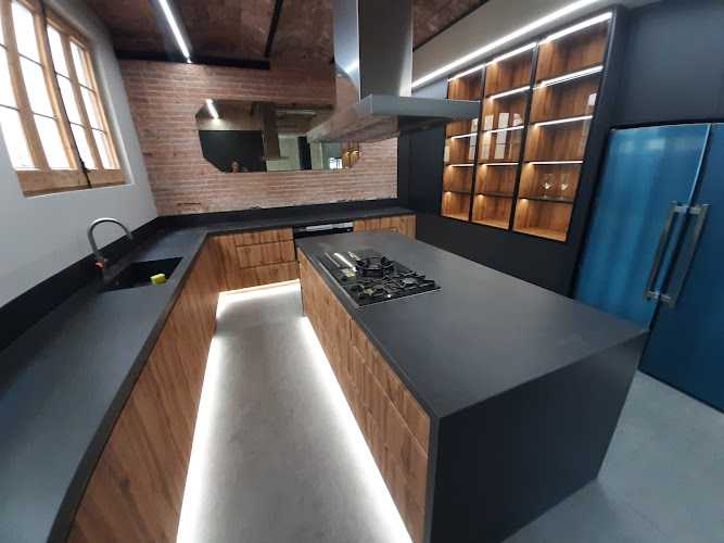 Fotografia tomada fuera de Fustadecad - Carpintería en Rubí, Barcelona