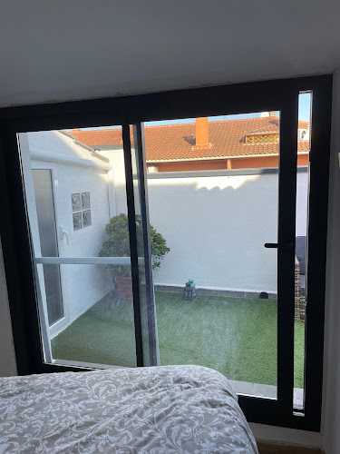 Fotografia tomada fuera de Carpinteria de Aluminio Fanny SL - Carpintería metálica y de aluminio en Rubí, Barcelona