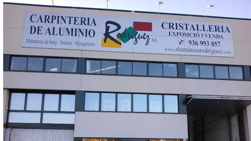 Fotografia tomada fuera de Carpintería De Aluminio Rodríguez S.l. - Carpintería metálica y de aluminio en Rubí, Barcelona