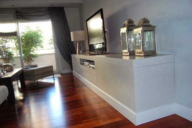 Fotografia tomada fuera de Fusteriamanel.com - Carpintería en Rubí, Barcelona