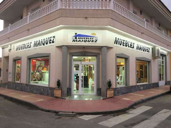Fotografia tomada fuera de Muebles Máiquez - Tienda de muebles en Fuente Alamo, Murcia