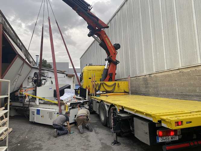 Fotografia tomada fuera de Ripia - Carpintería en Pamplona, Navarra
