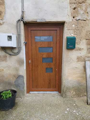 Fotografia tomada fuera de ACV Carpintería de PVC y aluminio - Carpintería metálica y de aluminio en Valladolid, Valladolid