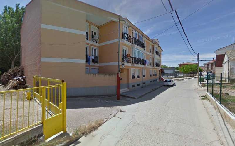 Fotografia tomada fuera de Talleres Marcelino de León. - Carpintería metálica y de aluminio en Cigales, Valladolid