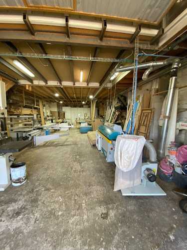 Fotografia tomada fuera de Antonio Carpintería y Muebles de Cocina - Carpintería en Pasai Antxo, Guipúzcoa