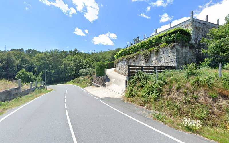 Fotografia tomada fuera de Carpinteria Oxestal - Carpintería en San Cristovo, Orense