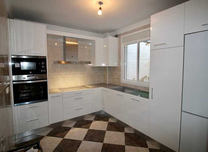 Fotografia tomada fuera de Carpintería Ruiz Rojas C.B. - Carpintería en Alhama de Granada, Granada