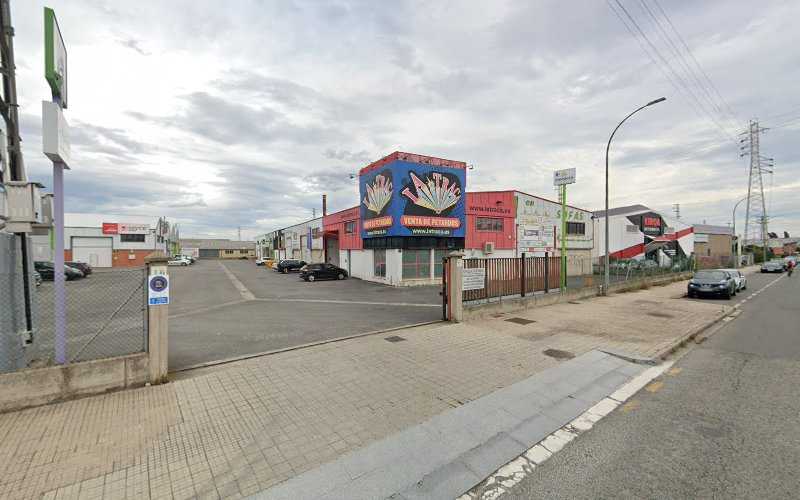 Fotografia tomada fuera de Aluaraba - Carpintería metálica y de aluminio en Vitoria-Gasteiz, Álava