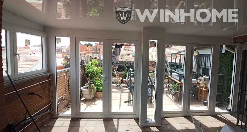 Fotografia tomada fuera de WINHOME CERRAMIENTOS S.L. - Tienda de ventanas de plástico en Madrid, Madrid