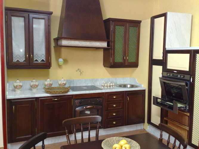 Fotografia tomada fuera de Carpintería San Rafael (Grupo San Rafael) - Carpintero en Moguer, Huelva