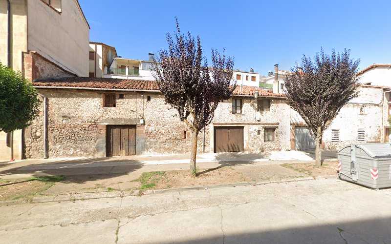 Fotografia tomada fuera de Carpintería Metálica Chuchi - Carpintería metálica y de aluminio en Ezcaray, La Rioja
