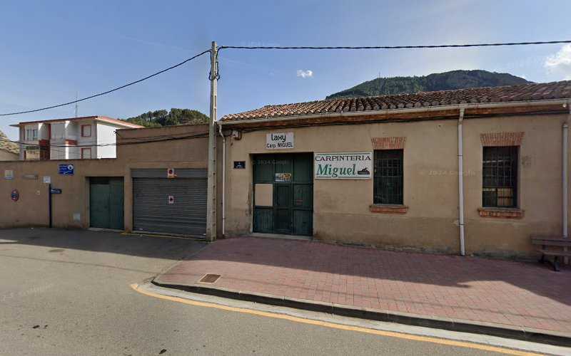 Fotografia tomada fuera de Carpintería Miguel - Carpintería en Arnedillo, La Rioja