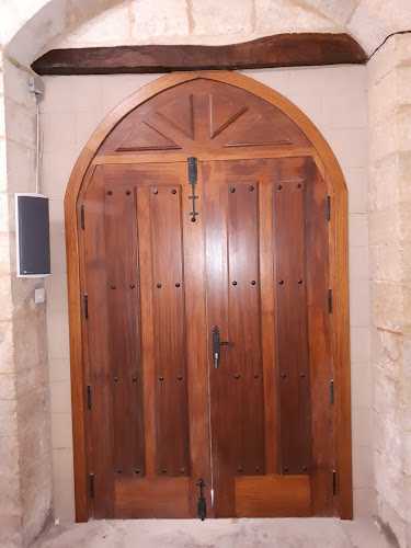 Fotografia tomada fuera de Carpintería El Roble - Carpintería en Burgos, Burgos