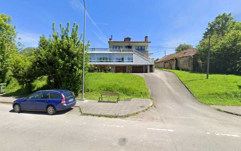Fotografia tomada fuera de Carpintería Luis Terán Pérez - Carpintería en Nava, Asturias