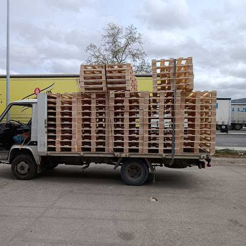 Fotografia tomada fuera de Hermanos Soriano - Empresa de embalaje en Toledo, Toledo