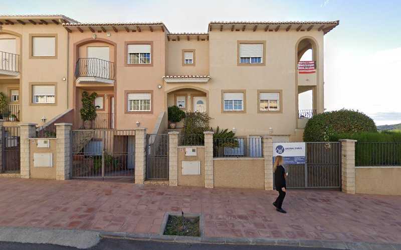 Fotografia tomada fuera de ARACELI FERRERES CAMPOS - Carpintería metálica y de aluminio en Viver, Castellón