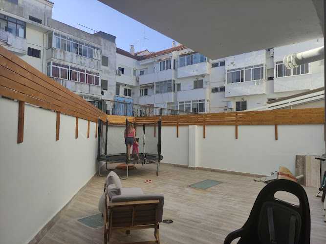 Fotografia tomada fuera de Maderas Candel - Carpintería en La Pobla de Vallbona, Valencia